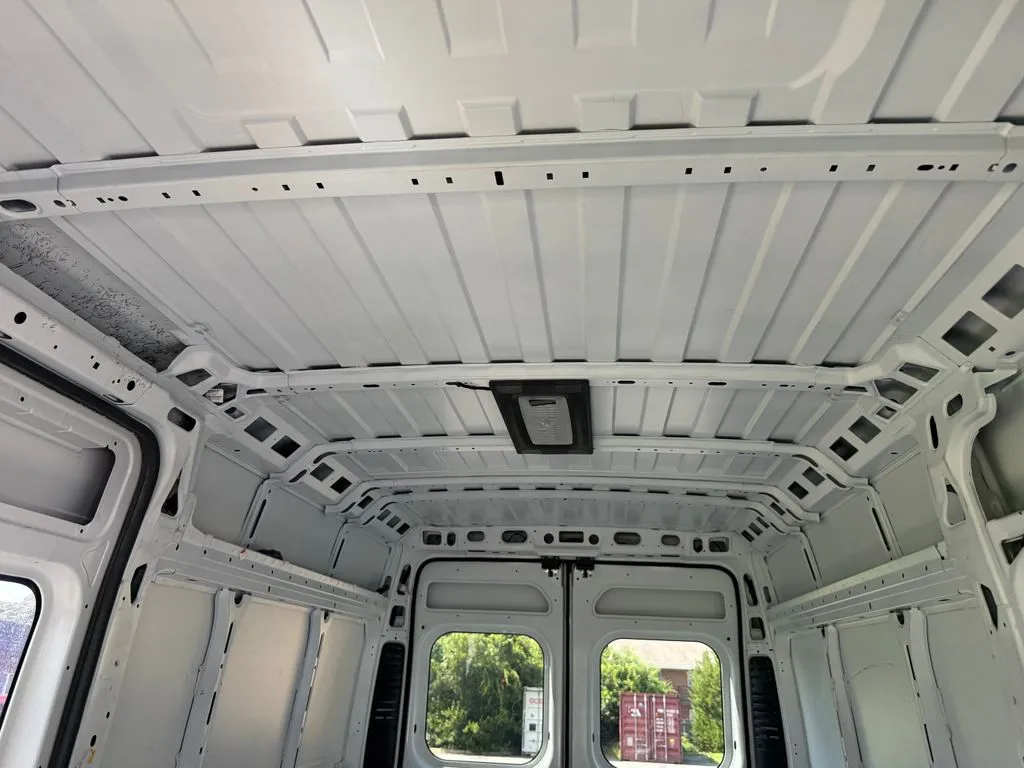 Ram ProMaster 2500 photo 22