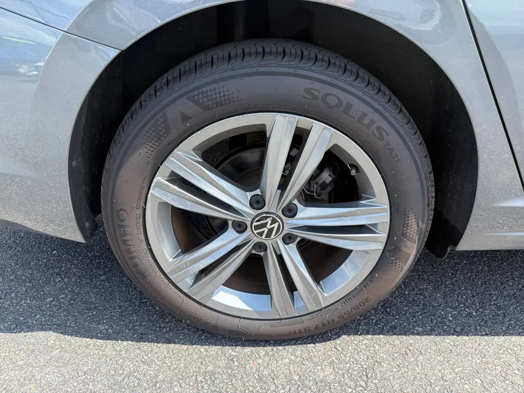 Volkswagen Jetta photo 29