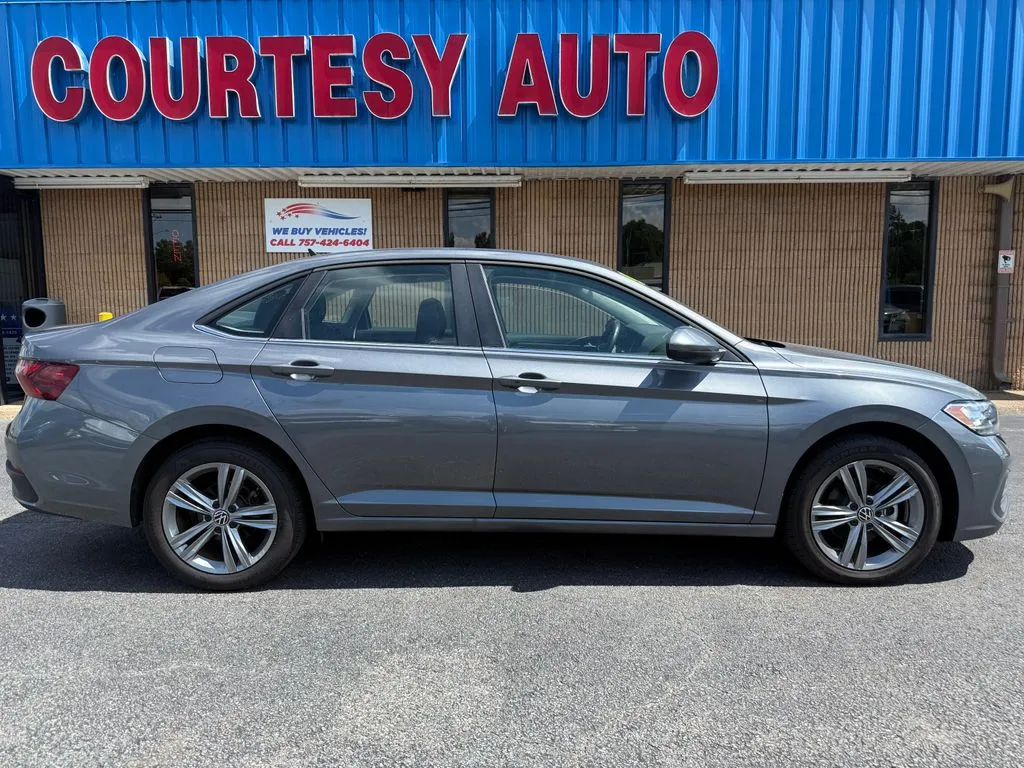 Volkswagen Jetta photo 8