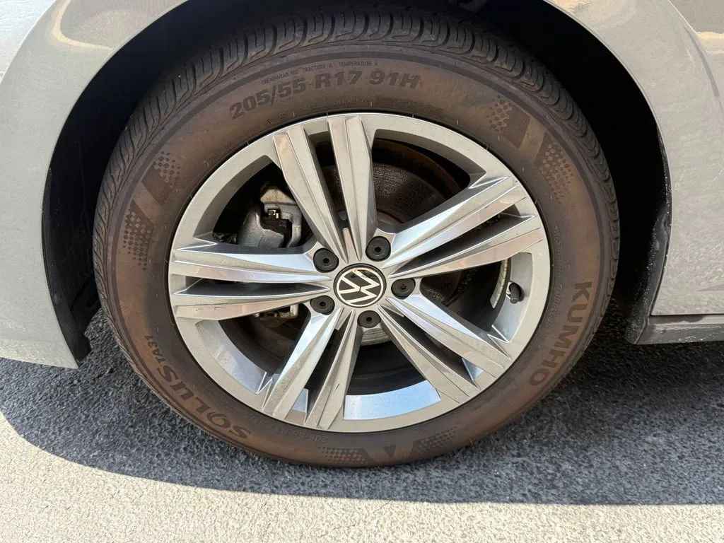 Volkswagen Jetta photo 31