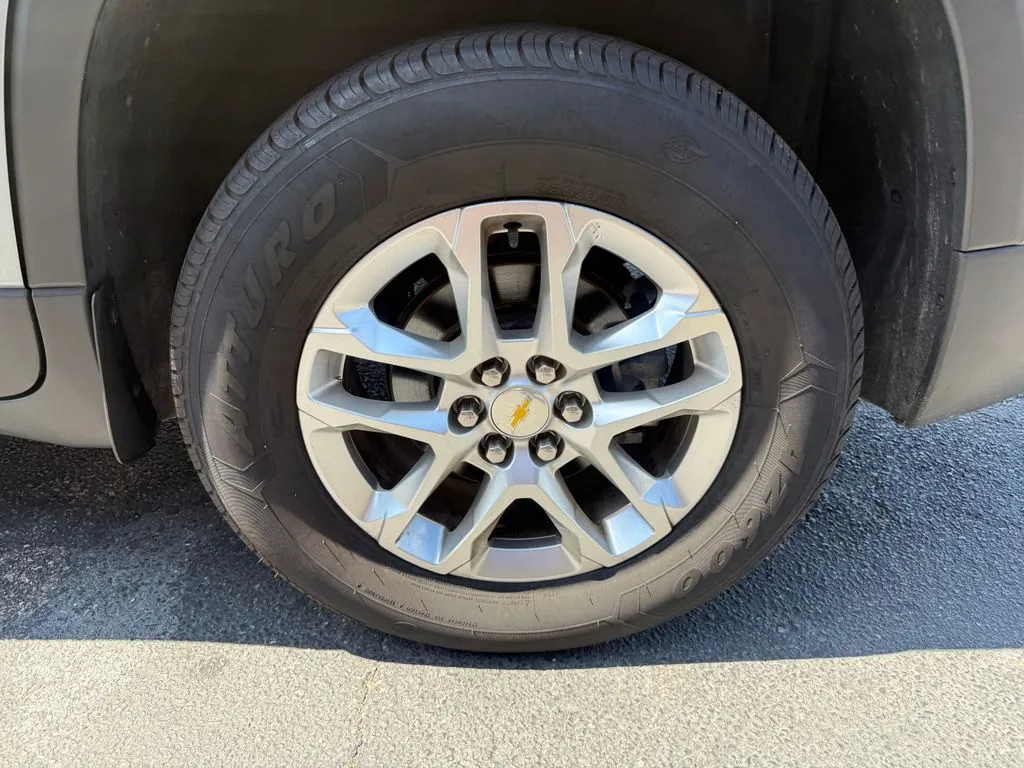 Chevrolet Traverse photo 32