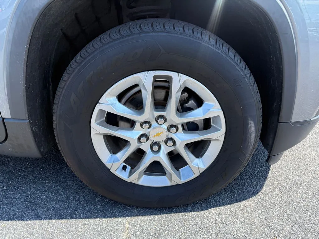 Chevrolet Traverse photo 30