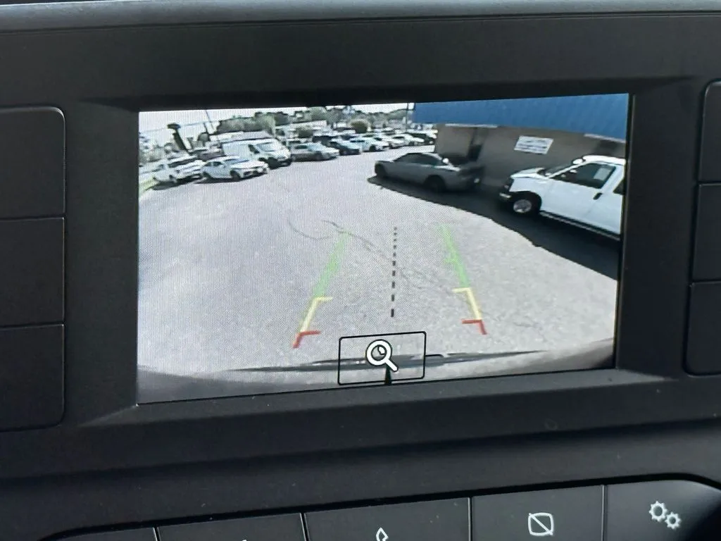 Ford Transit-150 photo 24