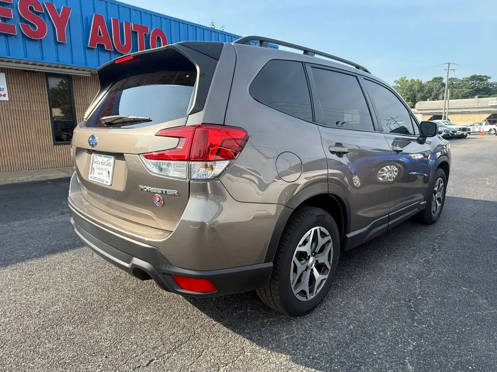 Subaru Forester photo 11