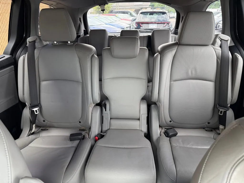 Honda Odyssey photo 37