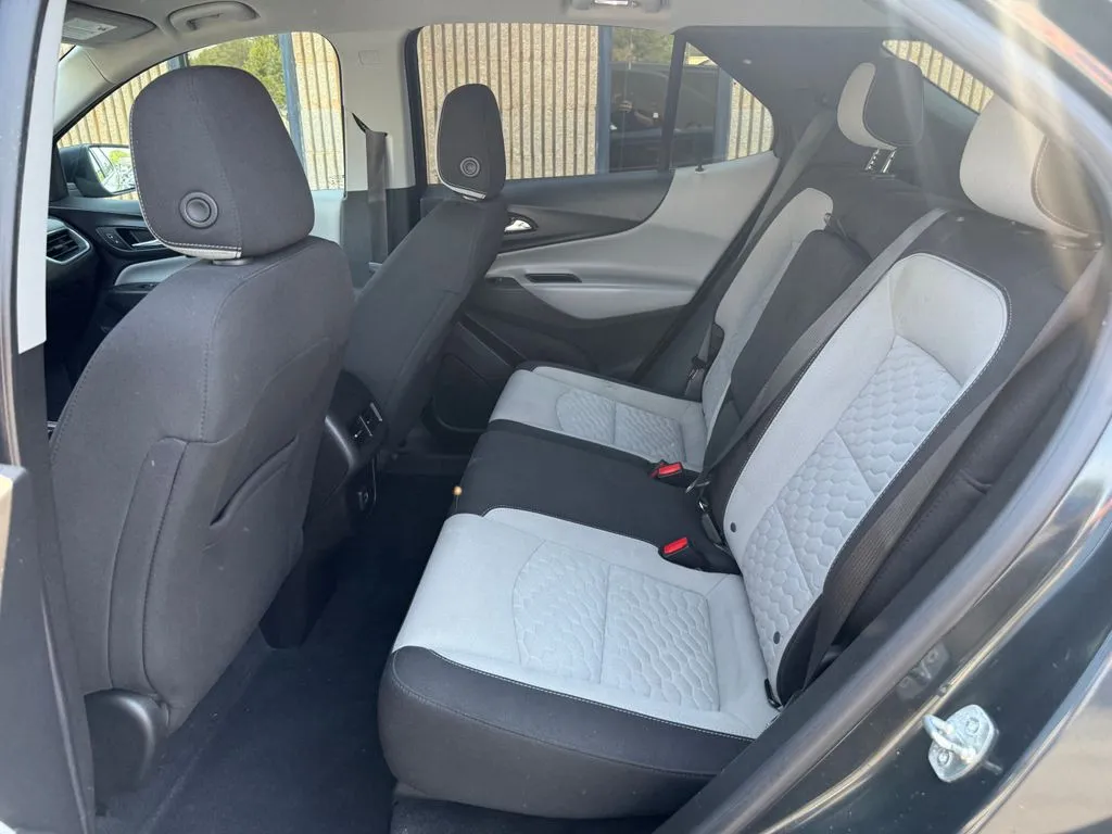 Chevrolet Equinox photo 16