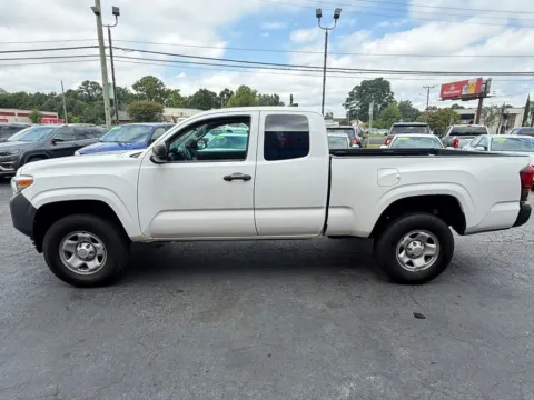More photos of 2019 Toyota Tacoma SR at Courtesy Auto Sales, VA