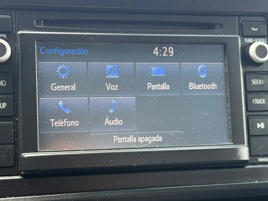 Toyota Tacoma photo 22