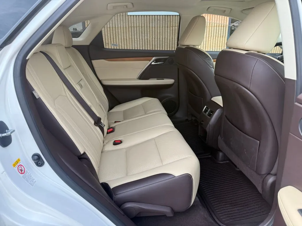 Lexus RX photo 19