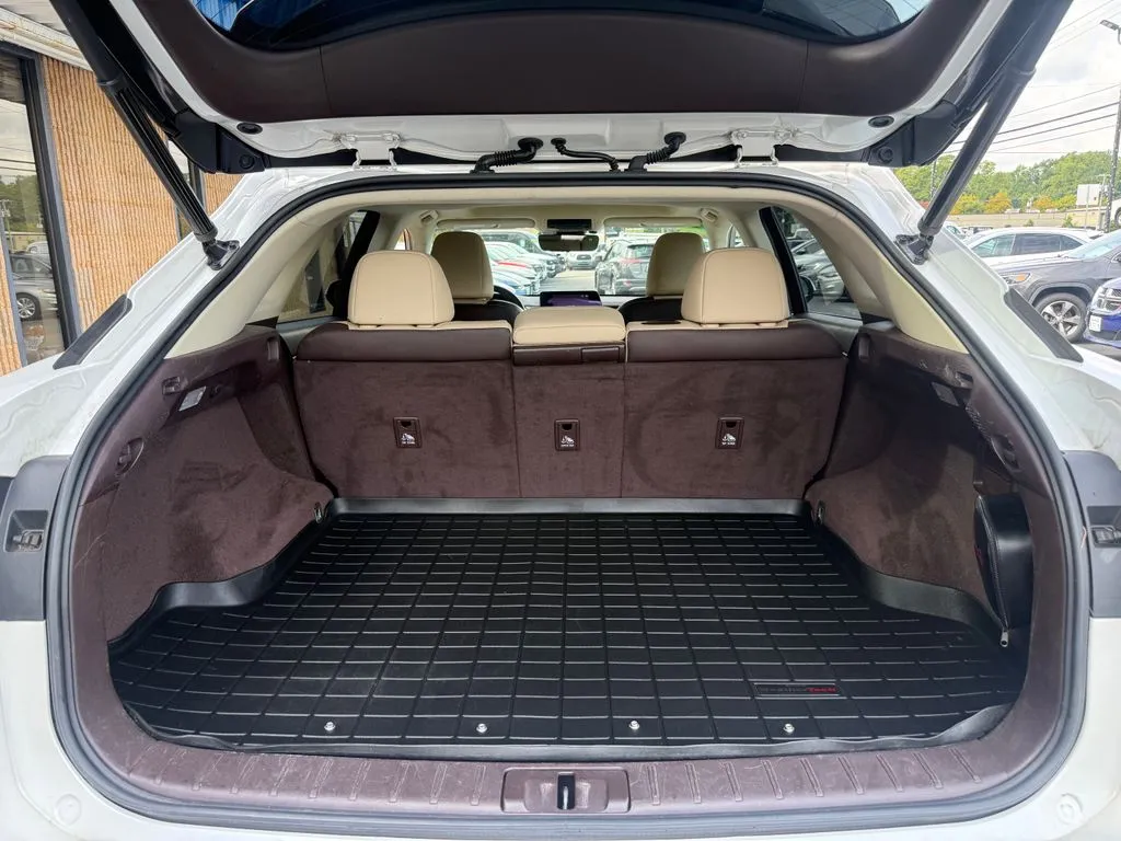 Lexus RX photo 17
