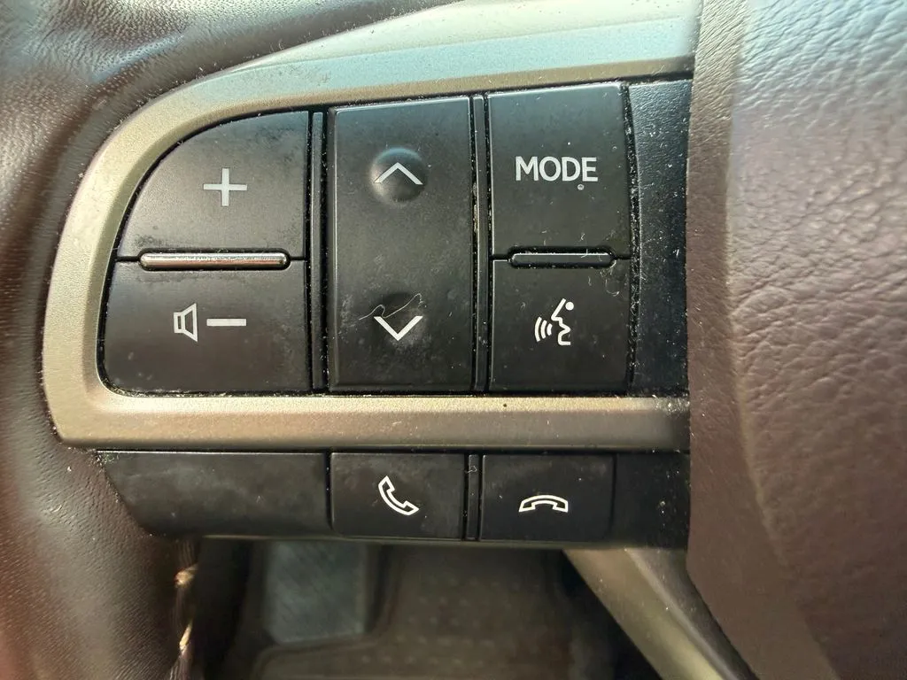 Lexus RX photo 24