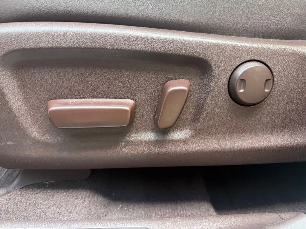 Lexus RX photo 15