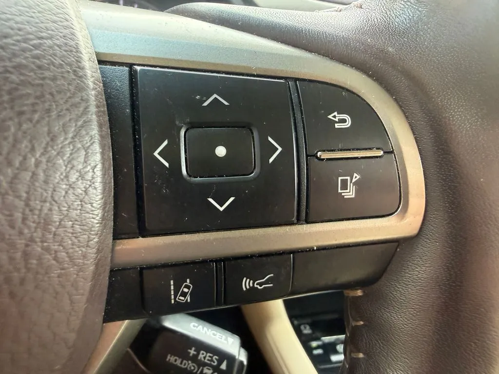 Lexus RX photo 25