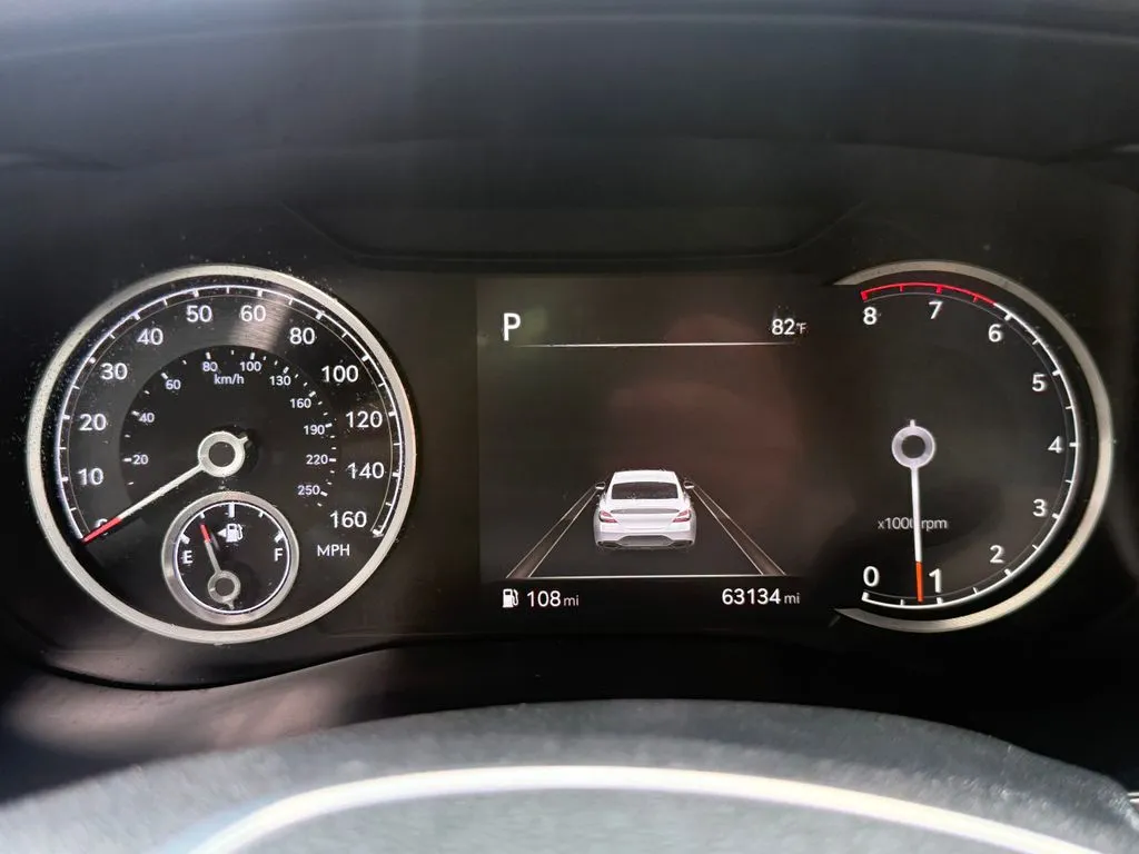 Genesis G70 photo 24