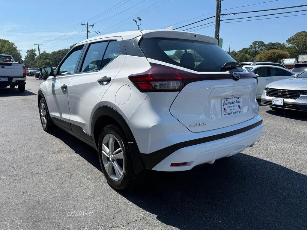 Nissan Kicks photo 8