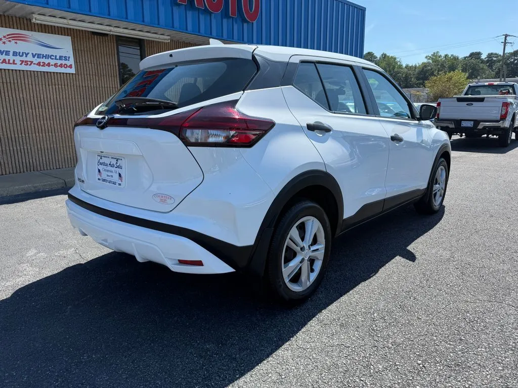 Nissan Kicks photo 10