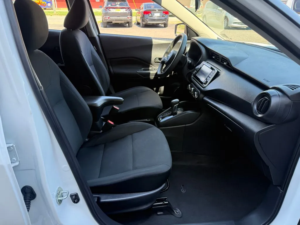 Nissan Kicks photo 18