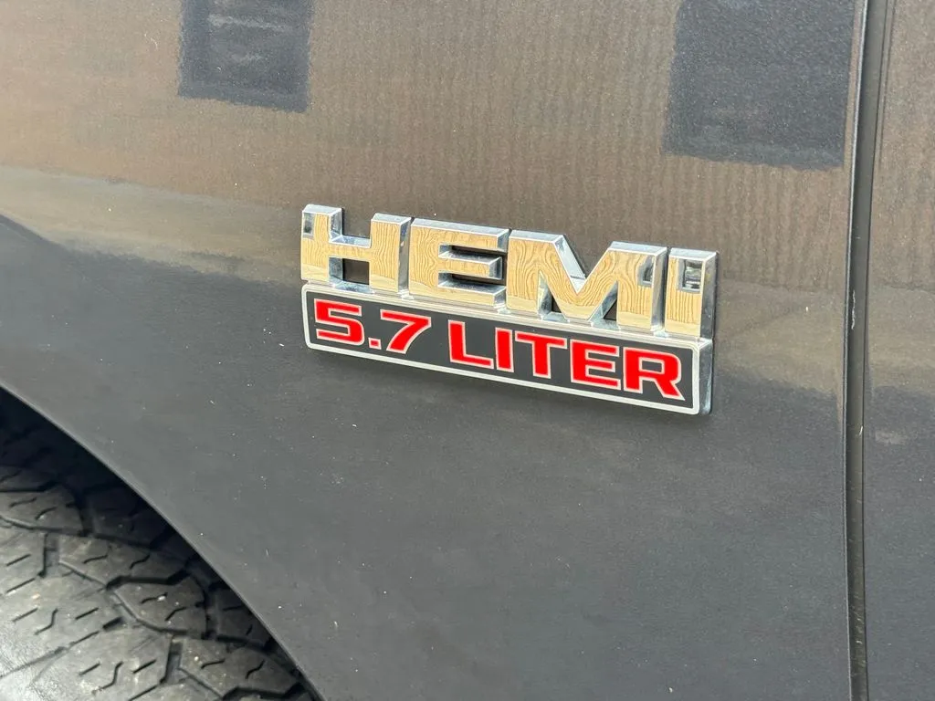 Ram 1500 photo 18