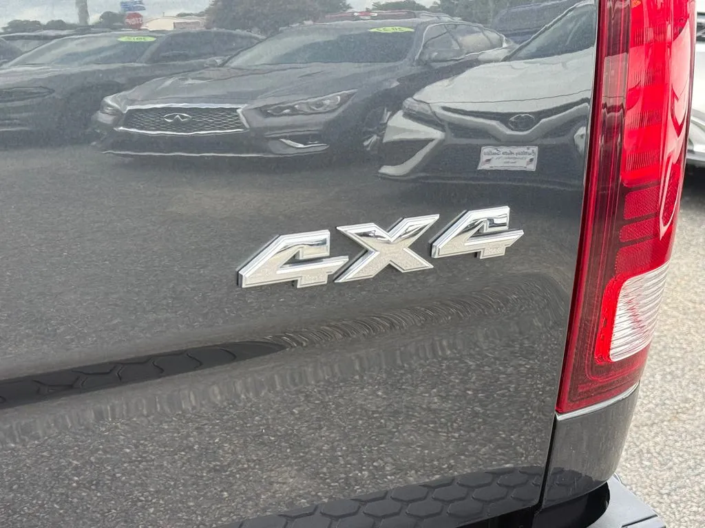 Ram 1500 photo 14
