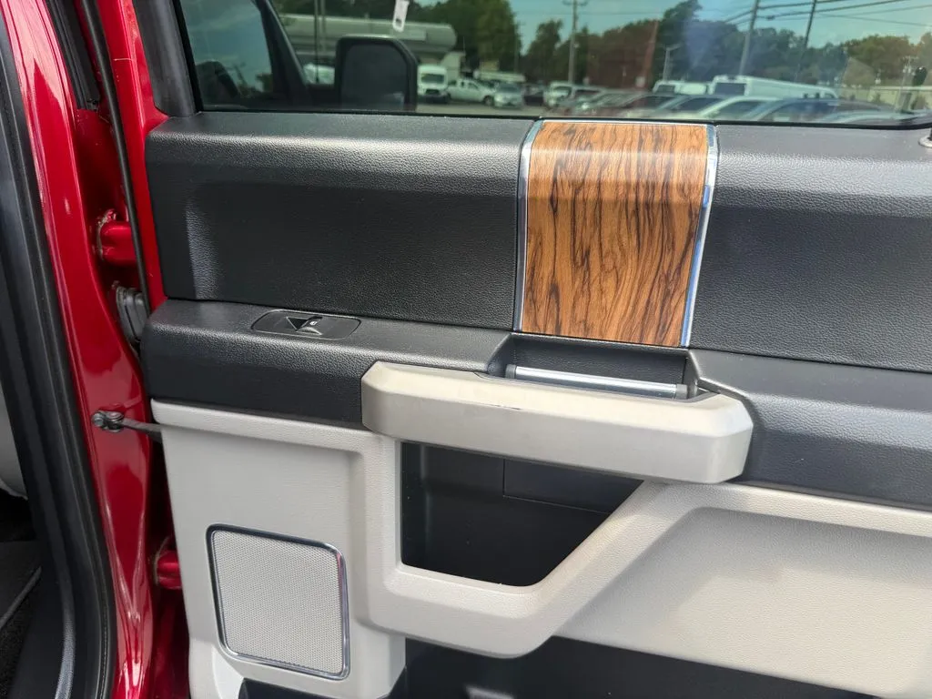 Ford F-150 photo 28