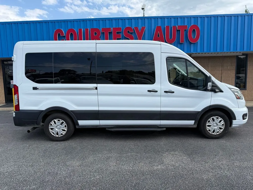 Ford Transit-350 photo 11