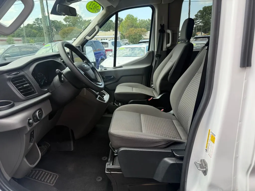 Ford Transit-350 photo 14