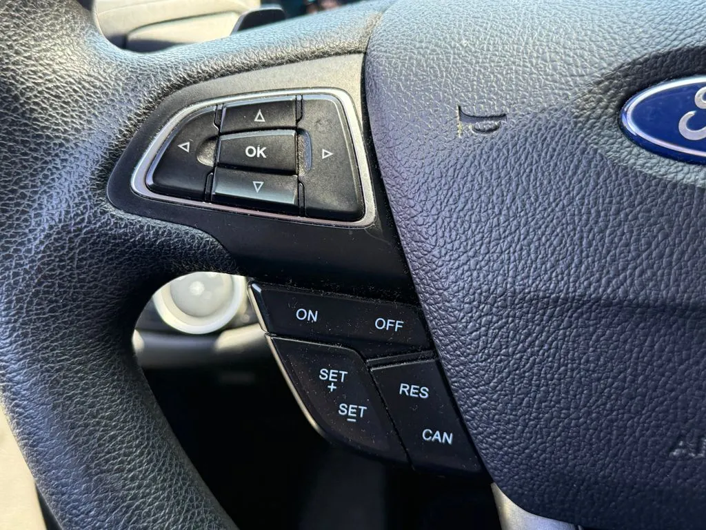 Ford Escape photo 20