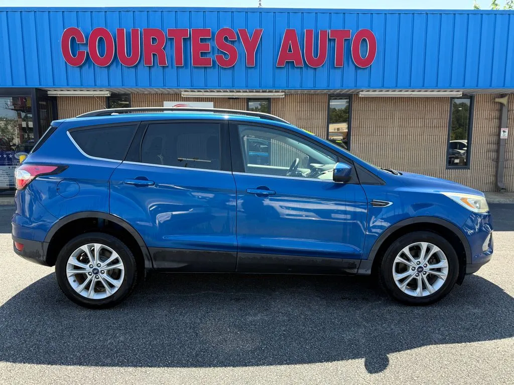 Ford Escape photo 8