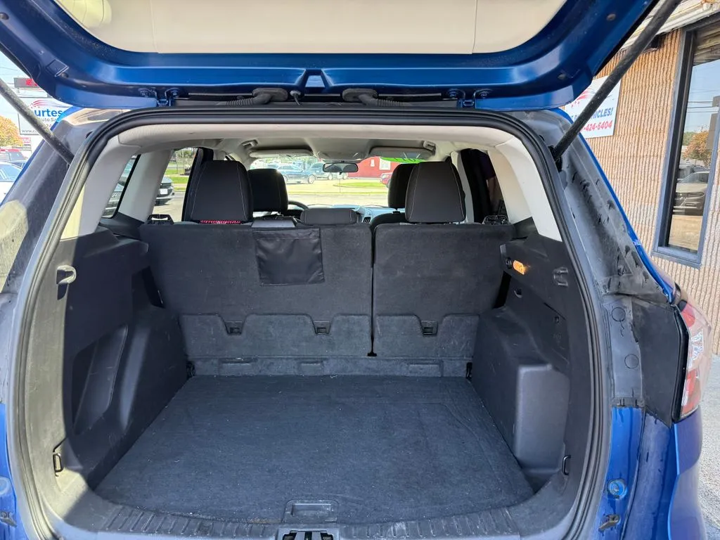 Ford Escape photo 11