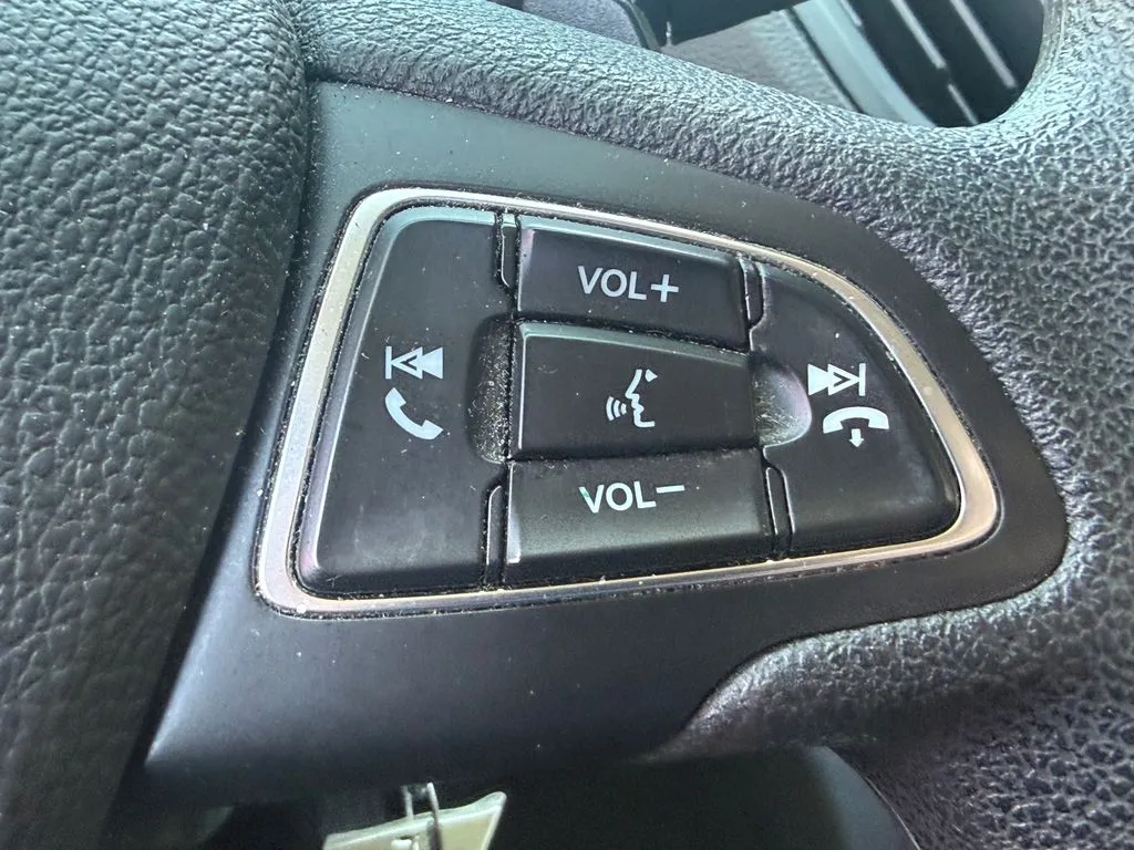 Ford Escape photo 21