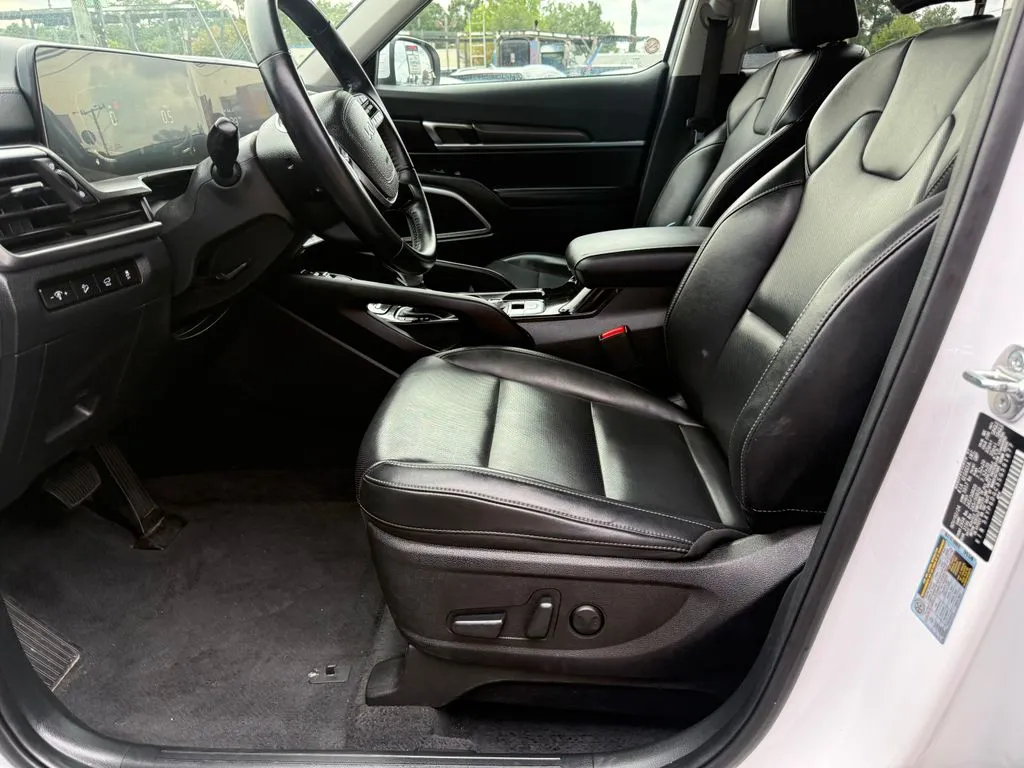 Kia Telluride photo 11