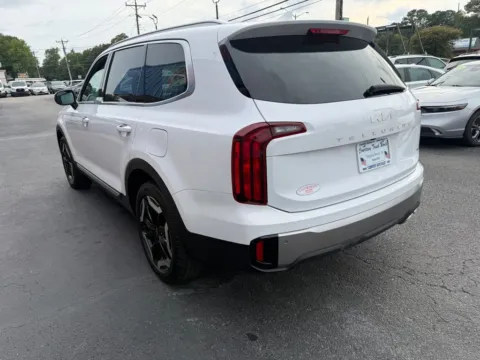 More photos of 2025 Kia Telluride S at Courtesy Auto Sales, VA