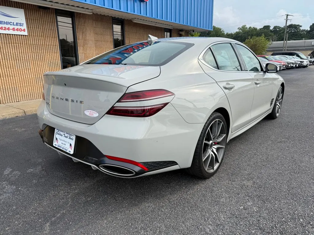 Genesis G70 photo 7