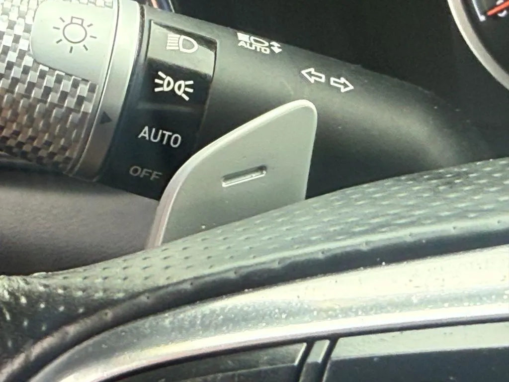 Genesis G70 photo 29