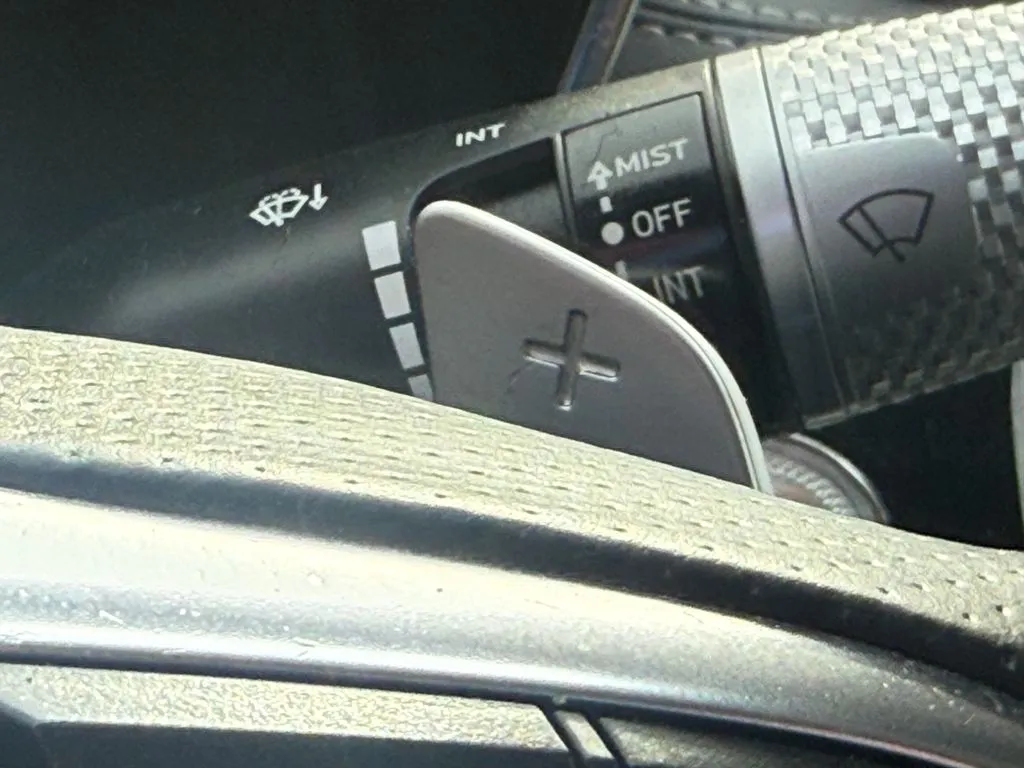 Genesis G70 photo 30