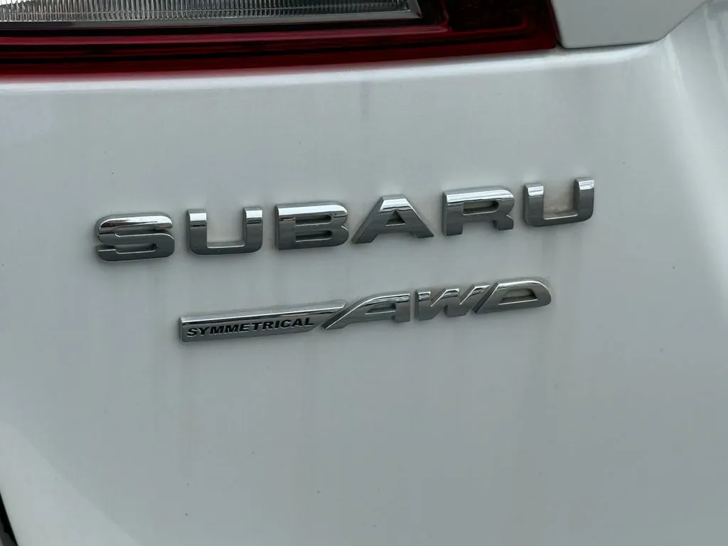 Subaru Outback photo 9