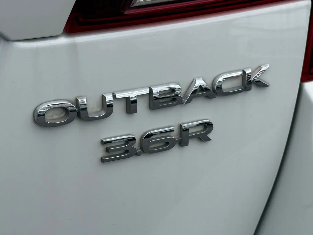 Subaru Outback photo 10
