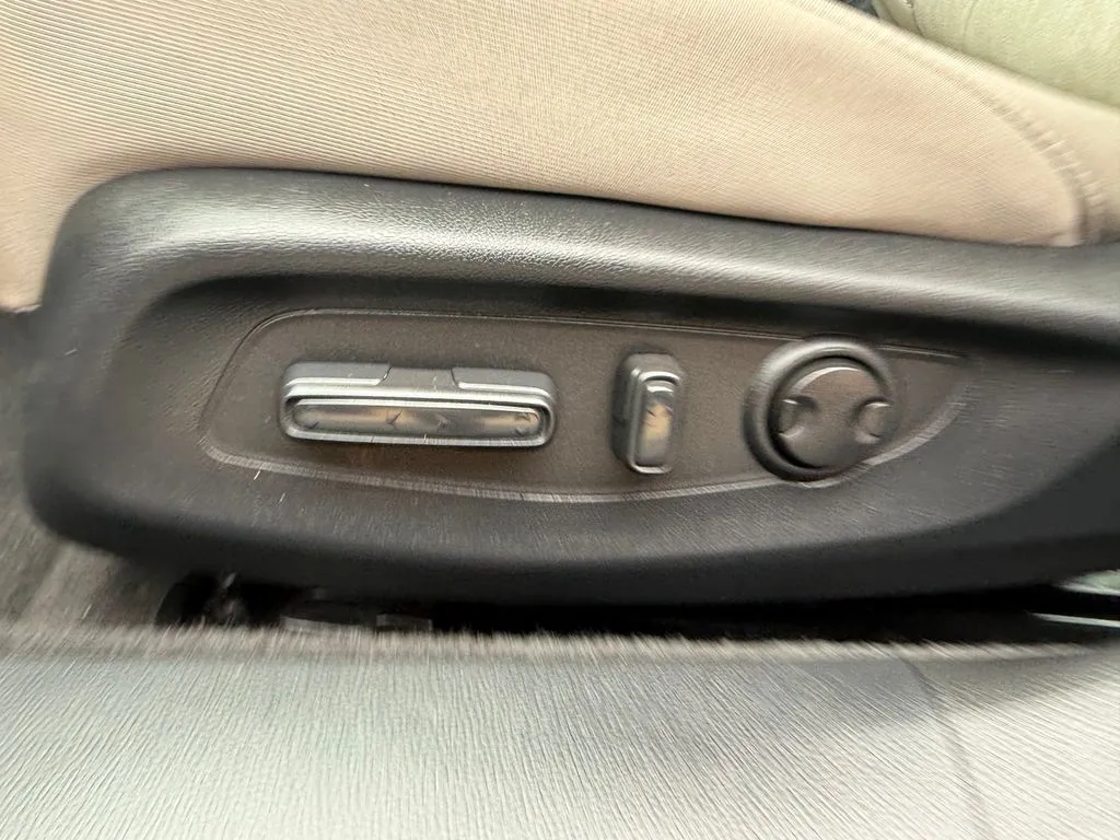 Honda Accord photo 12
