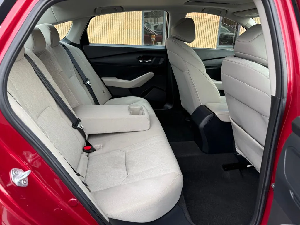 Honda Accord photo 14