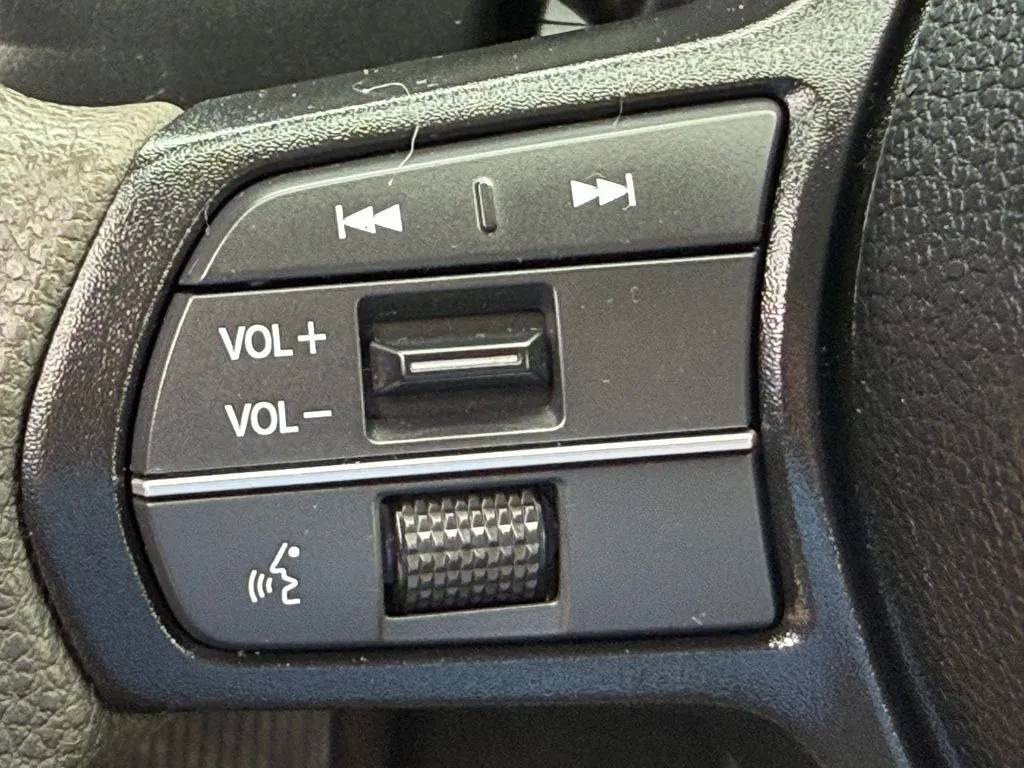Honda Accord photo 18