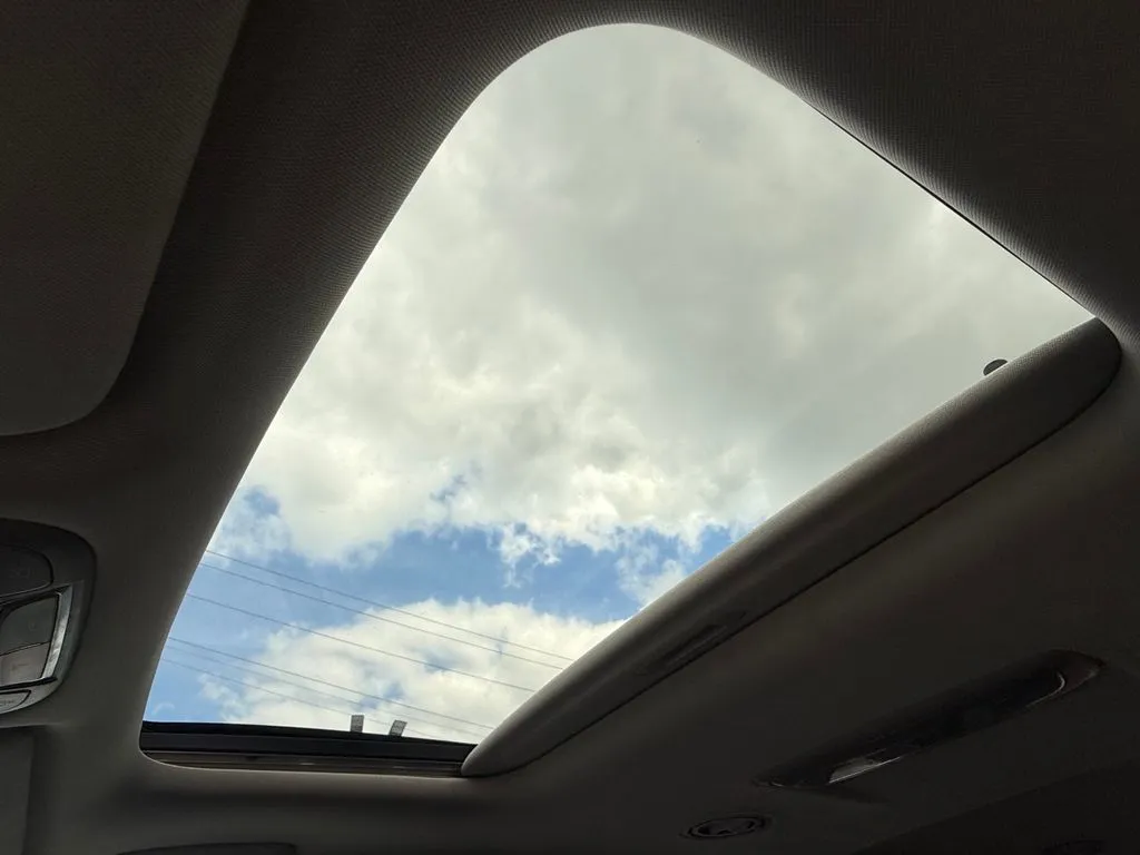 Kia Telluride photo 2