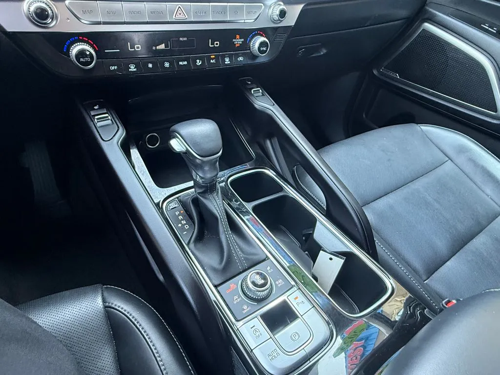 Kia Telluride photo 30