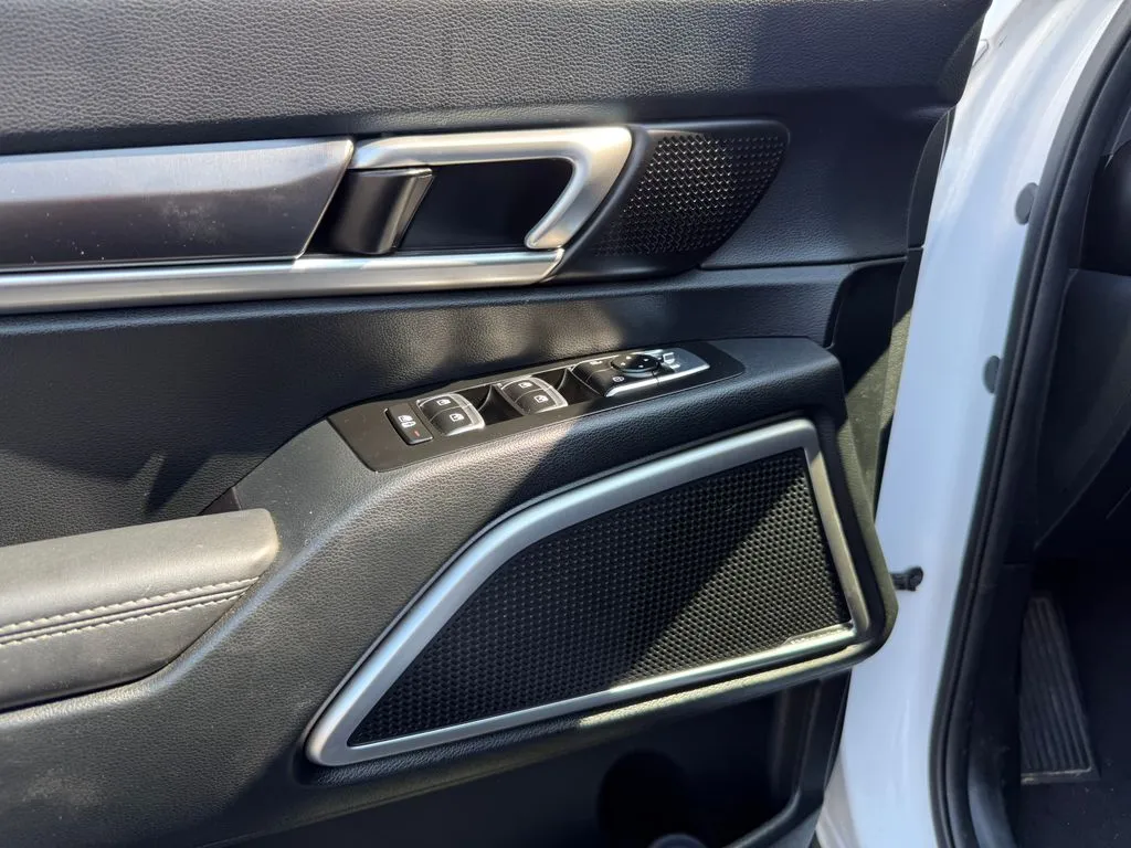 Kia Telluride photo 17