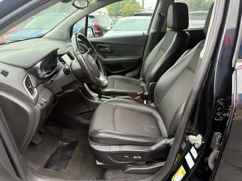 Chevrolet Trax photo 13