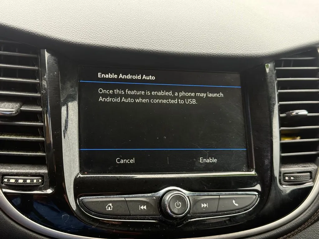 Chevrolet Trax photo 24