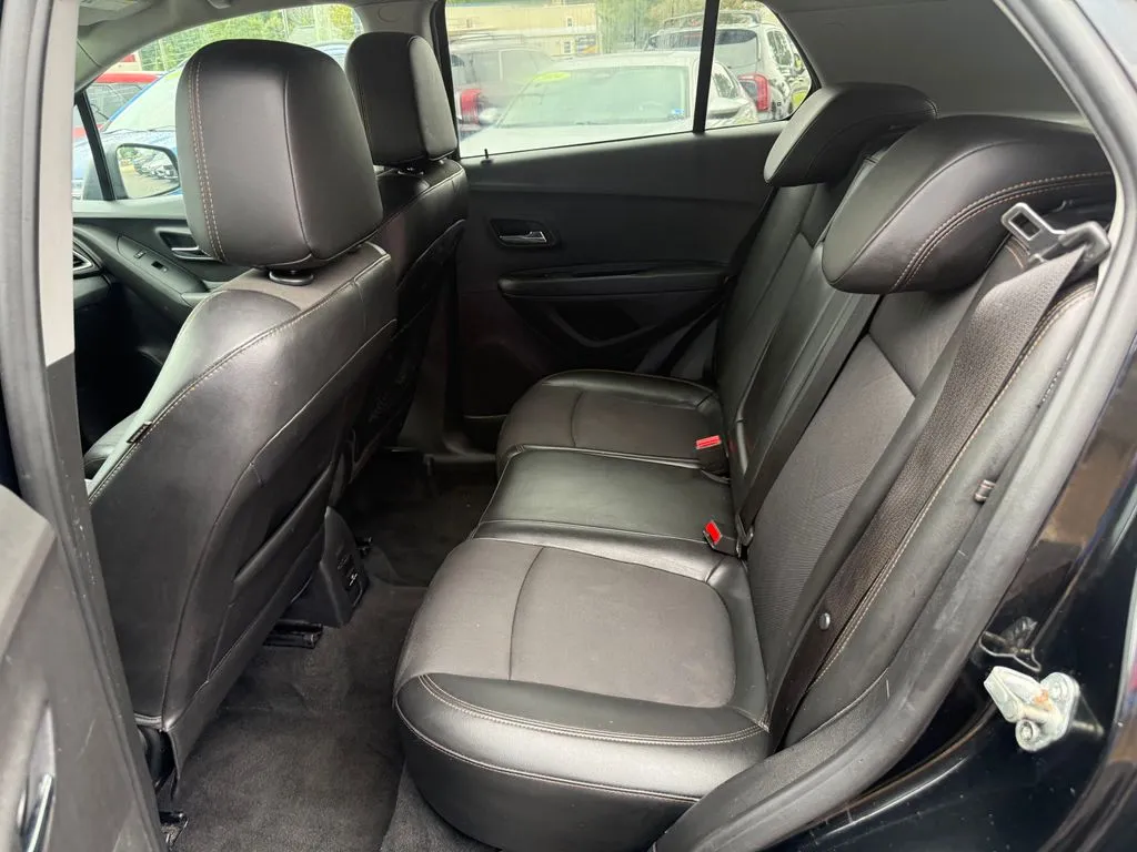 Chevrolet Trax photo 16