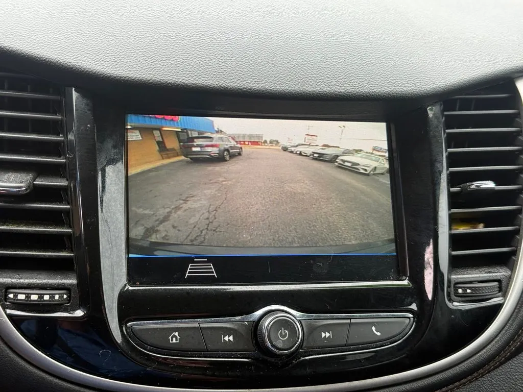 Chevrolet Trax photo 3