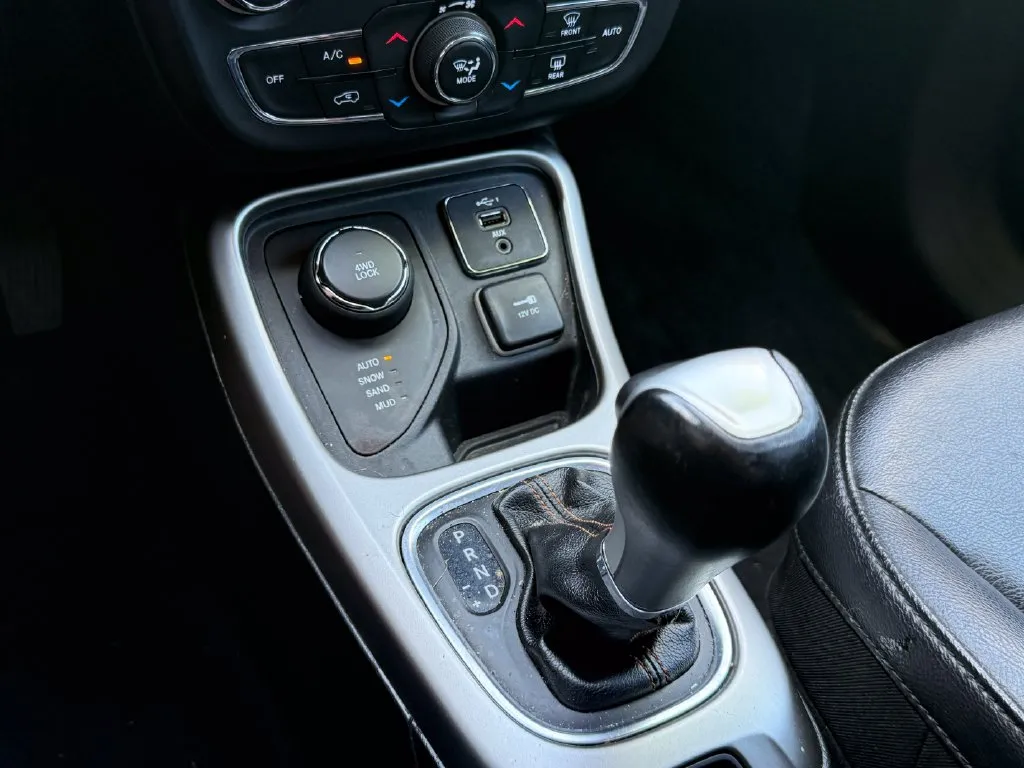 Jeep Compass photo 19