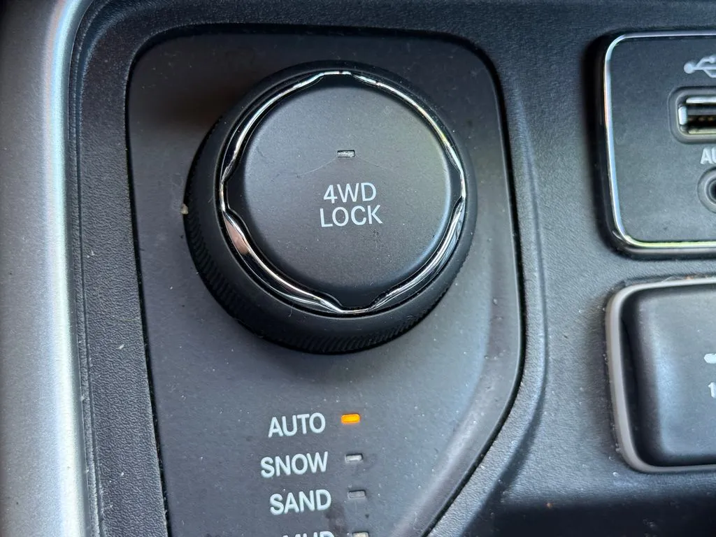 Jeep Compass photo 20