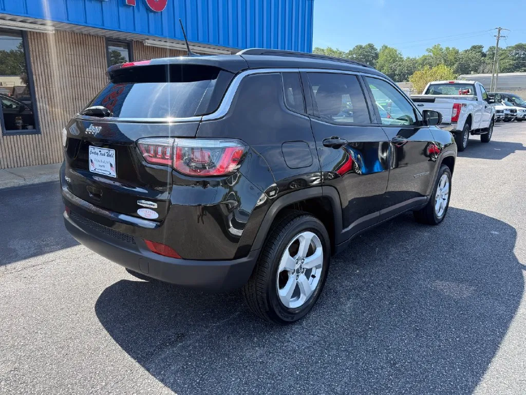 Jeep Compass photo 7